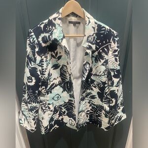 White, Navy with light blue accent blazer. Size 18